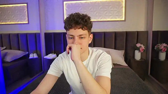 StefanBev online show from March 2026 07:42:02 PM