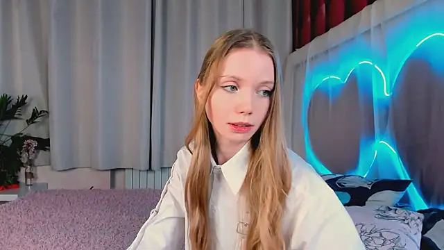 lada2k4 online show from February 2026 06:28:01 AM