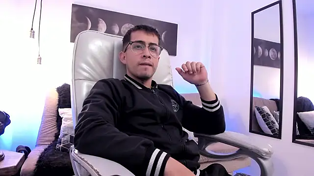 Tommas Jhonson online show from March 2026 03:25:02 AM