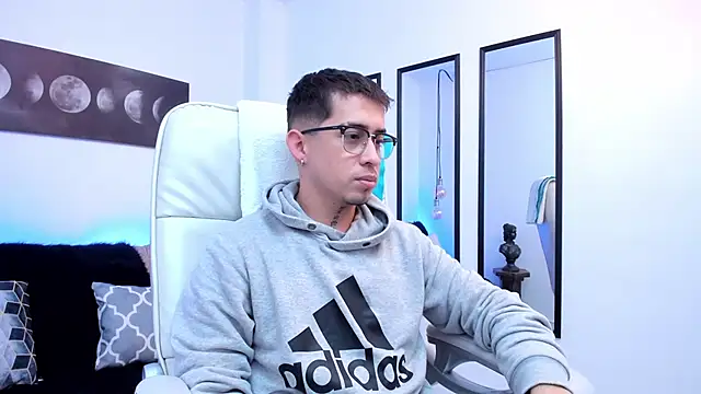 Tommas Jhonson online show from March 2026 03:36:01 AM