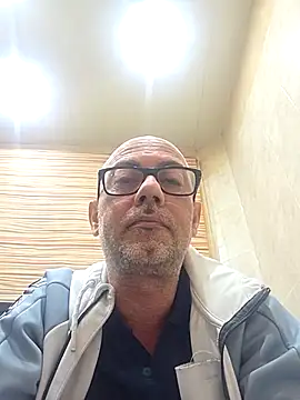 Snapshot of pareja47 chatting on April 2026 02:59:02 PM pareja47 online show from April 2026 02:59:02 PM
