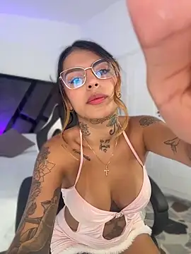 Abi sexxx1 online show from May 2026 01:05:02 PM