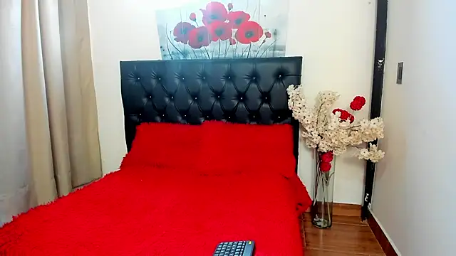 Snapshot of Kitty_f00x chatting on July 2026 01:03:01 PM Kitty f00x online show from July 2026 01:03:01 PM