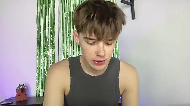 YourMilkyGuy online show from March 2026 05:07:01 PM