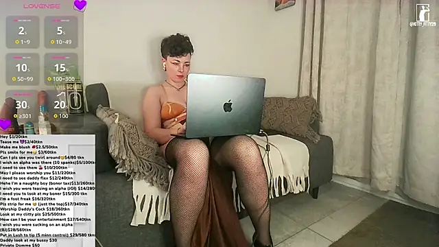 Snapshot of kittyfitty29 chatting on February 2026 05:03:02 AM kittyfitty29 online show from February 2026 05:03:02 AM