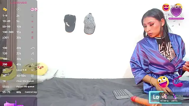 Damian-and-Camerum online show from April 2026 03:01:02 AM