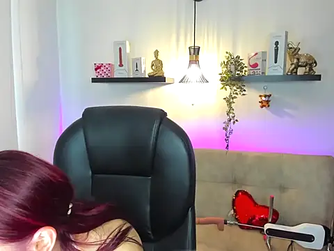 naomy stanley online show from April 2026 09:48:02 PM