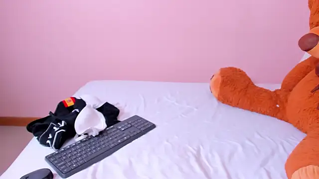 violeta rodriguezz online show from April 2026 05:06:02 PM