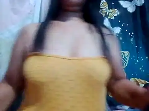 suzzie hot online show from March 2026 02:11:02 PM