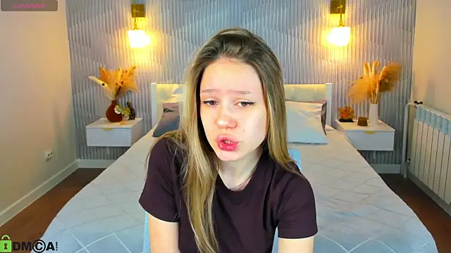 Snapshot of Mini_Allice chatting on February 2026 01:03:02 AM Mini Allice online show from February 2026 01:03:02 AM