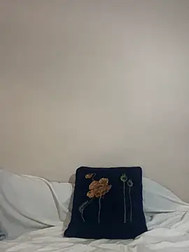 kentrella04 online show from February 2026 08:07:02 PM