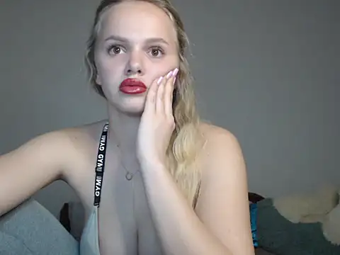 KeylaStar online show from March 2026 08:45:02 PM