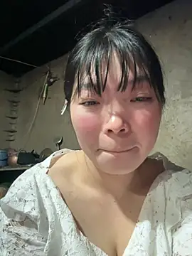 cuty lusy online show from February 2026 01:26:02 PM