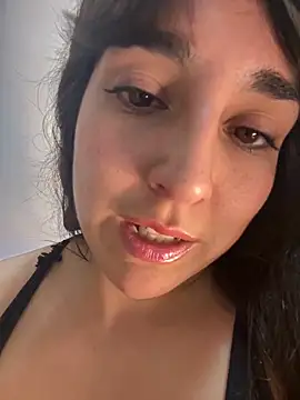 Latinaelisa online show from March 2026 02:28:02 AM