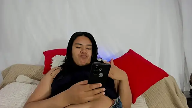 Snapshot of lumi_bellx chatting on February 2026 02:40:02 AM lumi bellx online show from February 2026 02:40:02 AM