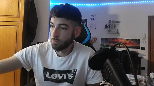 Snapshot of maestroboris95 chatting on February 2026 07:39:01 PM maestroboris95 online show from February 2026 07:39:01 PM