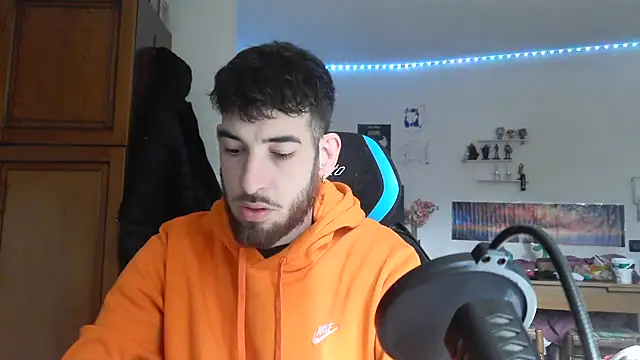 Snapshot of maestroboris95 chatting on February 2026 11:22:02 AM maestroboris95 online show from February 2026 11:22:02 AM