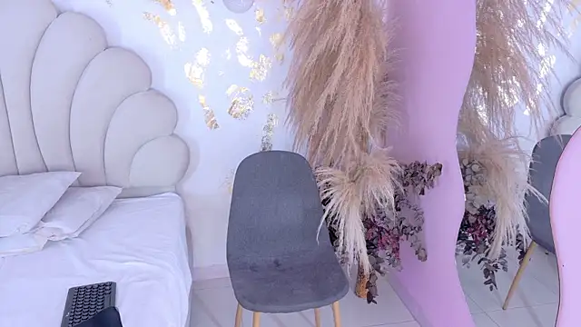 sabrina lafaux cr online show from March 2026 07:30:01 PM