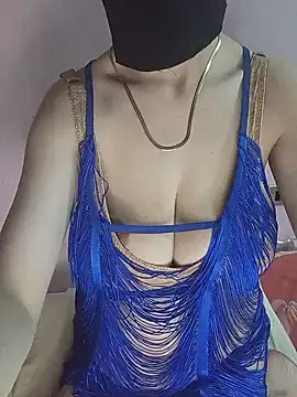 Snapshot of Nada_Oh chatting on August 2026 11:14:01 PM Nada Oh online show from August 2026 11:14:01 PM