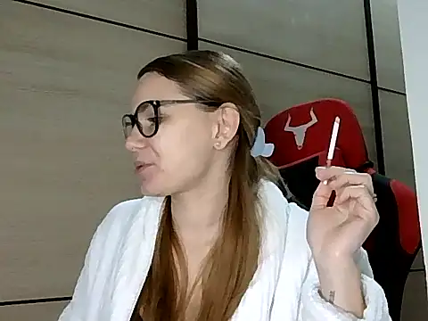 AlessiaandJay online show from April 2026 02:36:02 PM