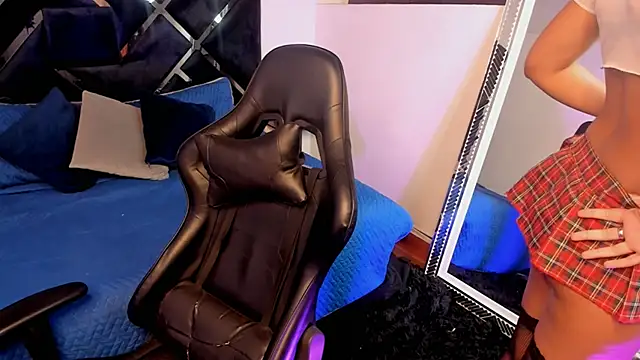 Snapshot of LizzyCooperjs chatting on February 2026 12:07:01 AM LizzyCooperjs online show from February 2026 12:07:01 AM