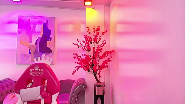 Chloe dolly online show from March 2026 11:37:01 AM