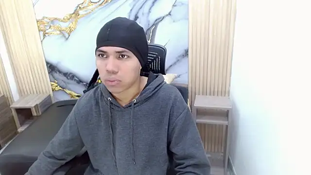 DaviidBuckx  online show from May 2026 02:09:02 AM