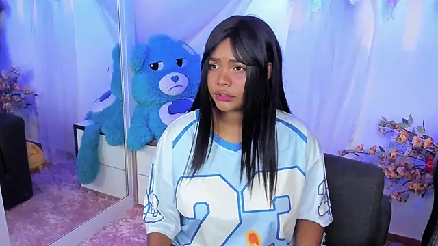 Angel Belll online show from March 2026 02:07:02 AM