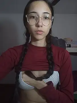 Snapshot of isaaabelaaa chatting on March 2026 01:40:02 PM isaaabelaaa online show from March 2026 01:40:02 PM