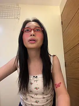 Snapshot of goddess_athena69 chatting on April 2026 02:45:02 PM goddess athena69 online show from April 2026 02:45:02 PM