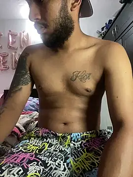 Liah Luccas online show from May 2026 07:06:01 AM