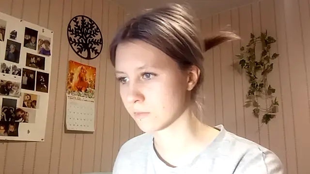 Snapshot of RunawayBr1de chatting on February 2026 03:24:01 PM RunawayBr1de online show from February 2026 03:24:01 PM