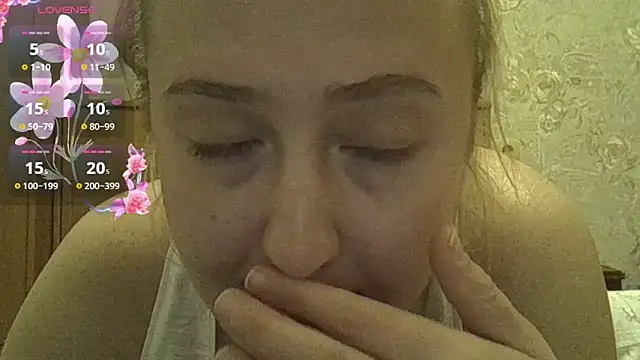 CurvyWild Lady30 online show from March 2026 08:20:01 PM