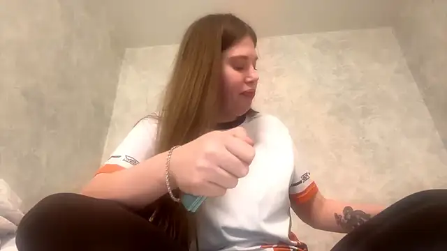 Snapshot of Lunexia_Kysstoria chatting on February 2026 01:48:02 PM Lunexia Kysstoria online show from February 2026 01:48:02 PM