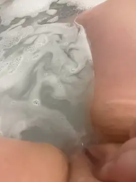 Snapshot of Piper_Milf_36 chatting on March 2026 08:11:01 PM Piper Milf 36 online show from March 2026 08:11:01 PM