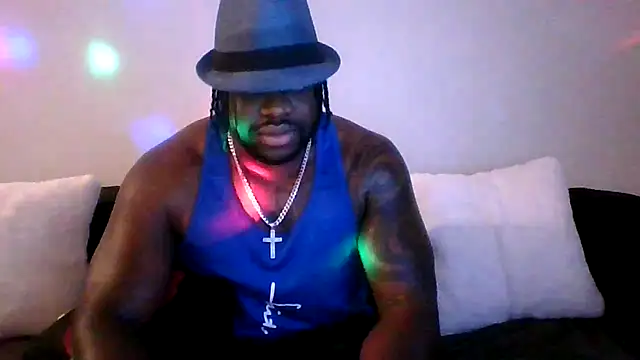 Snapshot of darkstallion7 chatting on February 2026 03:47:01 AM darkstallion7 online show from February 2026 03:47:01 AM