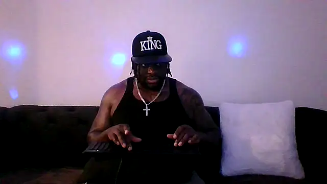 Snapshot of darkstallion7 chatting on February 2026 06:09:01 AM darkstallion7 online show from February 2026 06:09:01 AM