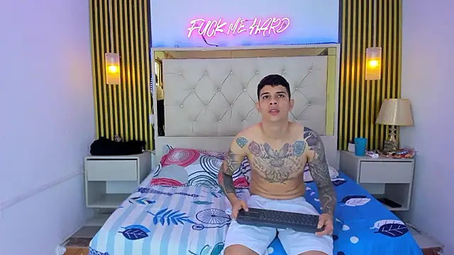 Adventurous Boys online show from March 2026 06:03:02 PM