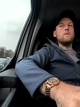 dave32000 online show from February 2026 10:00:02 AM