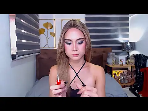 Snapshot of JuicyCockThea chatting on June 2026 01:36:02 AM JuicyCockThea online show from June 2026 01:36:02 AM
