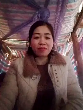 Snapshot of -Lundy- chatting on February 2026 07:23:01 AM -Lundy- online show from February 2026 07:23:01 AM