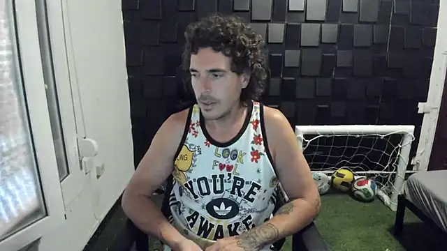 Snapshot of joaquin420_hot chatting on July 2026 05:53:02 AM joaquin420 hot online show from July 2026 05:53:02 AM