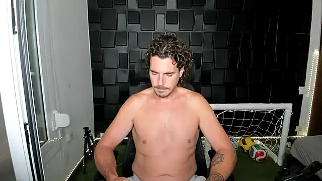Snapshot of joaquin420_hot chatting on July 2026 06:45:02 PM joaquin420 hot online show from July 2026 06:45:02 PM