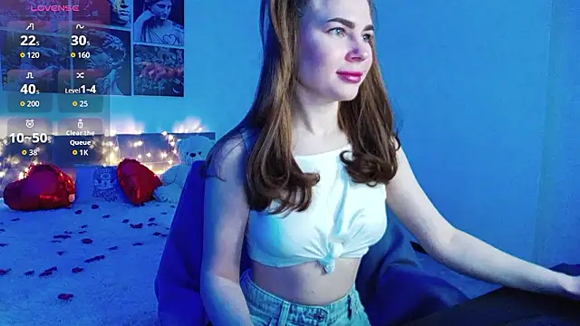 Snapshot of little__isabel chatting on February 2026 01:28:01 AM little isabel online show from February 2026 01:28:01 AM