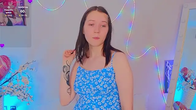 Snapshot of MmollyMay chatting on February 2026 10:09:02 AM MmollyMay online show from February 2026 10:09:02 AM