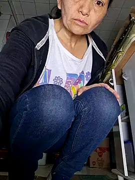 Snapshot of Alexamontiel_ chatting on February 2026 01:54:01 PM Alexamontiel online show from February 2026 01:54:01 PM