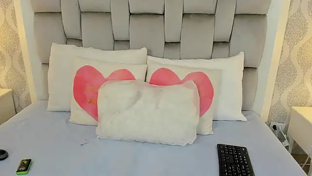 Snapshot of keiira_foxxx chatting on February 2026 11:31:02 AM keiira foxxx online show from February 2026 11:31:02 AM