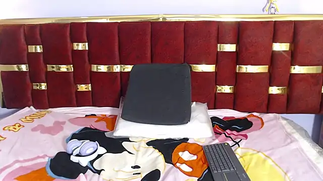 Snapshot of _angela45cute chatting on March 2026 03:41:02 AM angela45cute online show from March 2026 03:41:02 AM