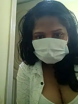 Miss  soniya111 online show from February 2026 05:53:01 PM