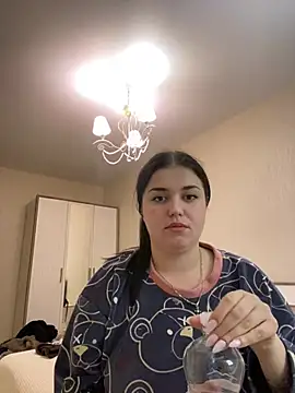 MilaKis online show from February 2026 07:10:01 PM